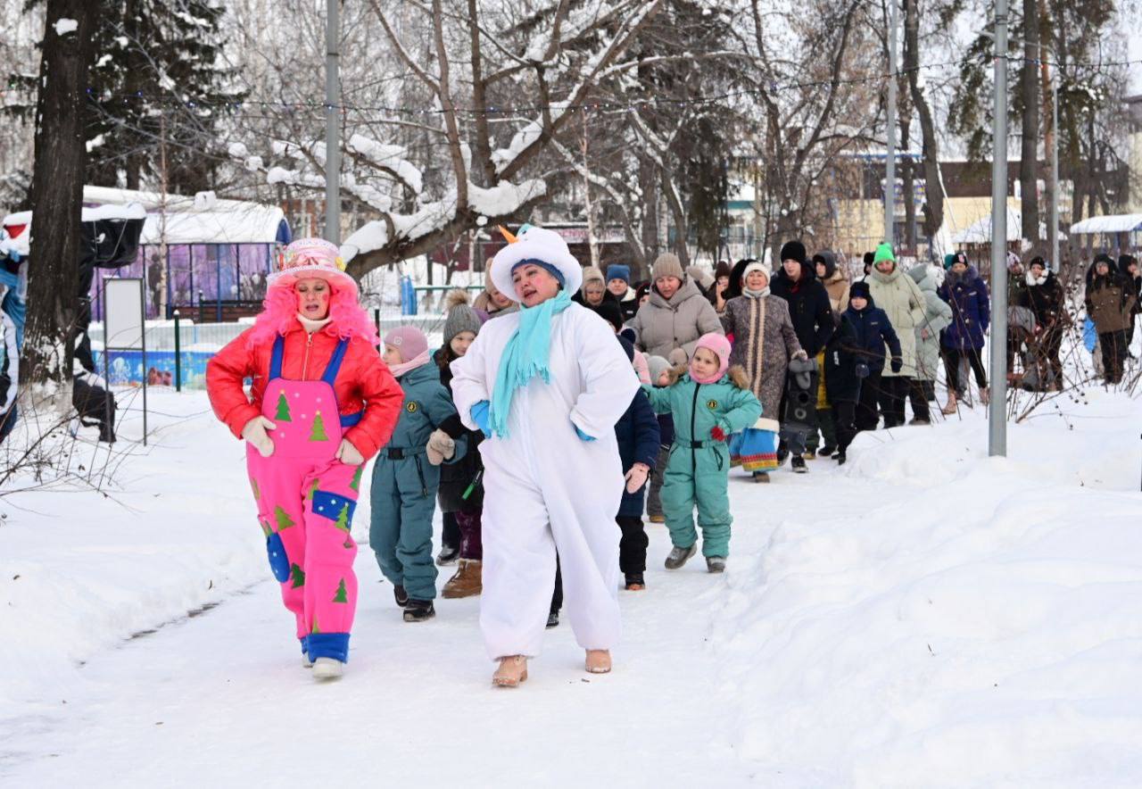 В Красноуфимске царит новогоднее настроение В Красноуфимске царит новогоднее настроение
