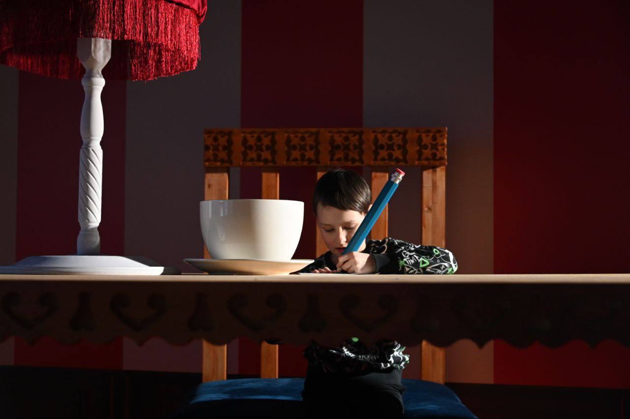 В Екатеринбург-ЭКСПО в новогодние каникулы для свердловчан заработала волшебная «Фабрика Деда Мороза» В Екатеринбург-ЭКСПО в новогодние каникулы для свердловчан заработала волшебная «Фабрика Деда Мороза»