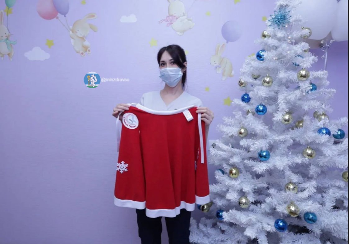 Время умиляться: в Екатеринбургском клиническом перинатальном центре идет выписка малышей в новогодних костюмчиках Время умиляться: в Екатеринбургском клиническом перинатальном центре идет выписка малышей в новогодних костюмчиках