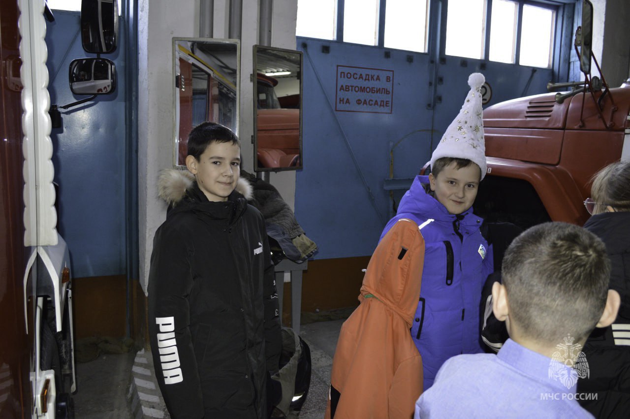 Новогодние праздники в пожарном подразделении Новогодние праздники в пожарном подразделении