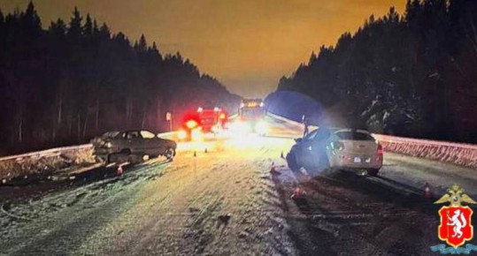 Три человека пострадали в ДТП под Берёзовским