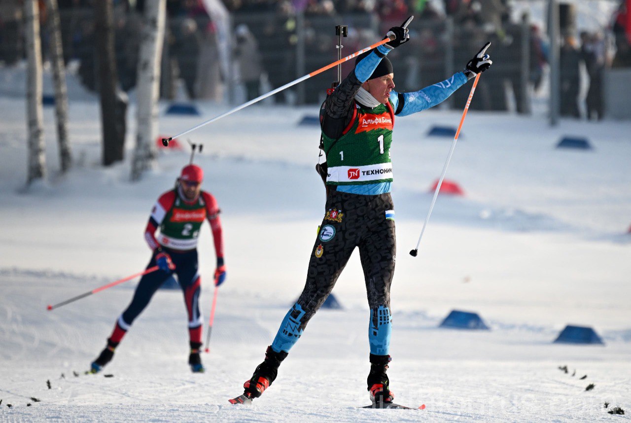 Денис Паслер приветствовал триумф Свердловской области на чемпионате России по биатлону в Ижевске Денис Паслер приветствовал триумф Свердловской области на чемпионате России по биатлону в Ижевске