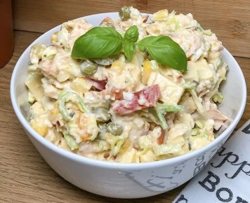 Три оригинальных салата для новогоднего стола