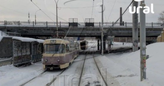 Трамвай №6 сломался на Кирова, создав пробку в центре Екатеринбурга