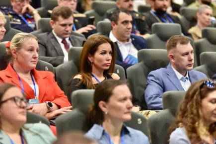 ������������ ����� ������ �� ������� ������ ��� ������� � V ������ ���������� � ����������� ���������� ��������� �����, ������� ������� � 17 �� 19 ����� � �����-���������