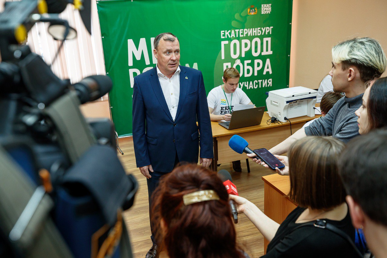 Алексей Орлов: Поздравляю работников средств массовой информации и издательского дела с Днём российской печати Алексей Орлов: Поздравляю работников средств массовой информации и издательского дела с Днём российской печати