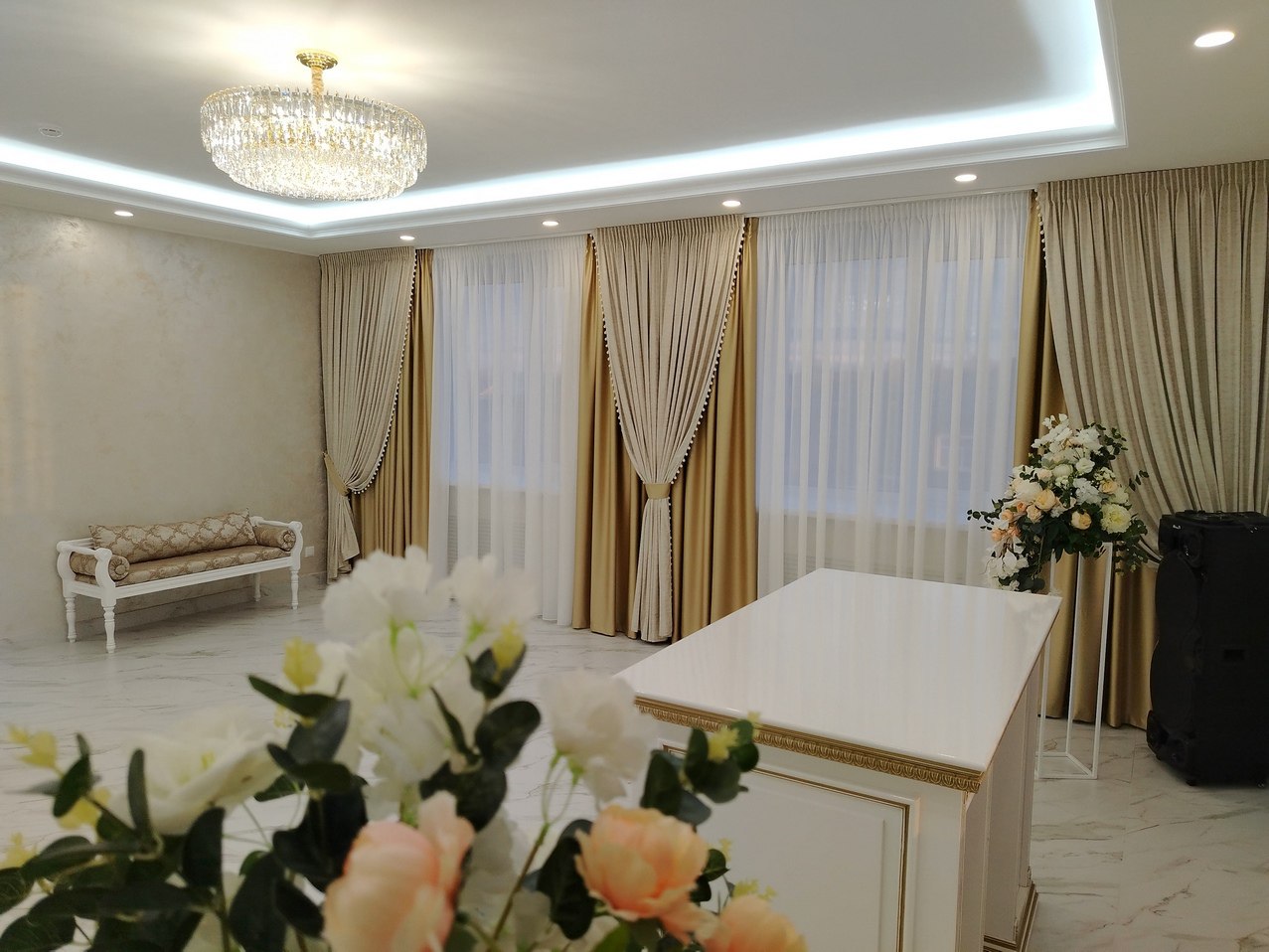 Обновление дворцов любви: двенадцать отделов ЗАГС Свердловской области отремонтировали за 2025 год Обновление дворцов любви: двенадцать отделов ЗАГС Свердловской области отремонтировали за 2025 год