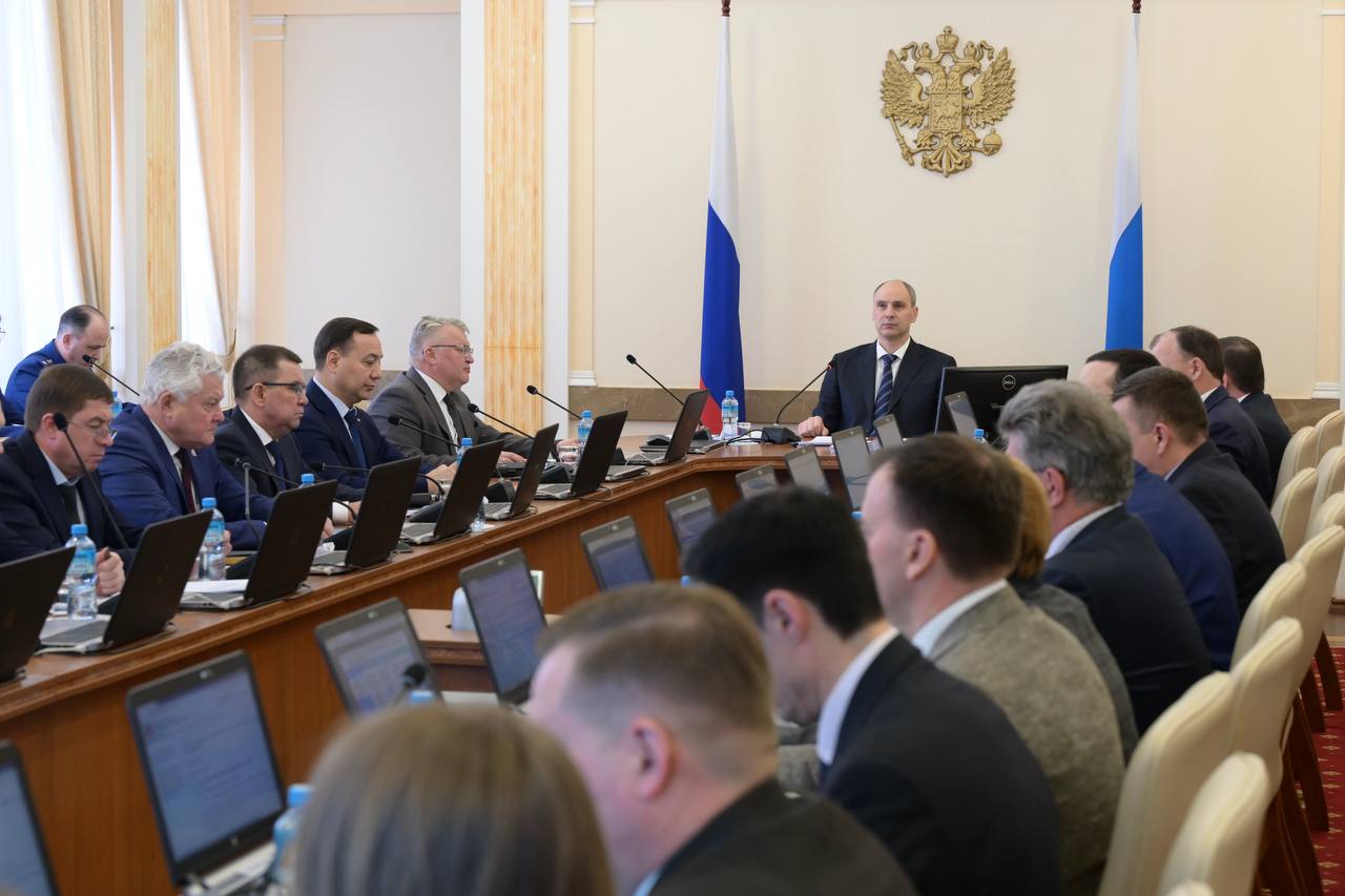 Денис Паслер решил на заседании правительства вопросы, актуальные для развития региона