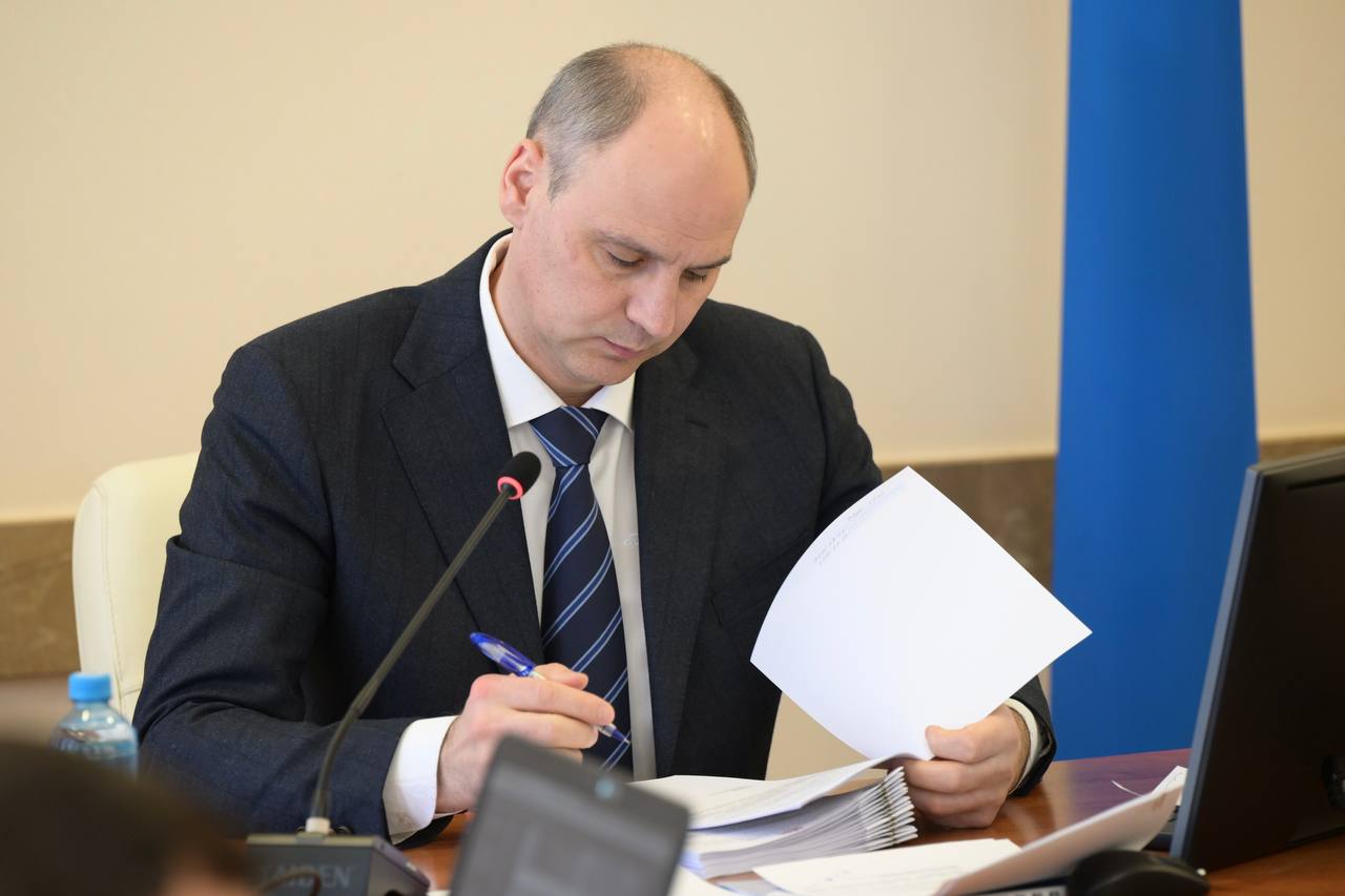 Денис Паслер решил на заседании правительства вопросы, актуальные для развития региона Денис Паслер решил на заседании правительства вопросы, актуальные для развития региона