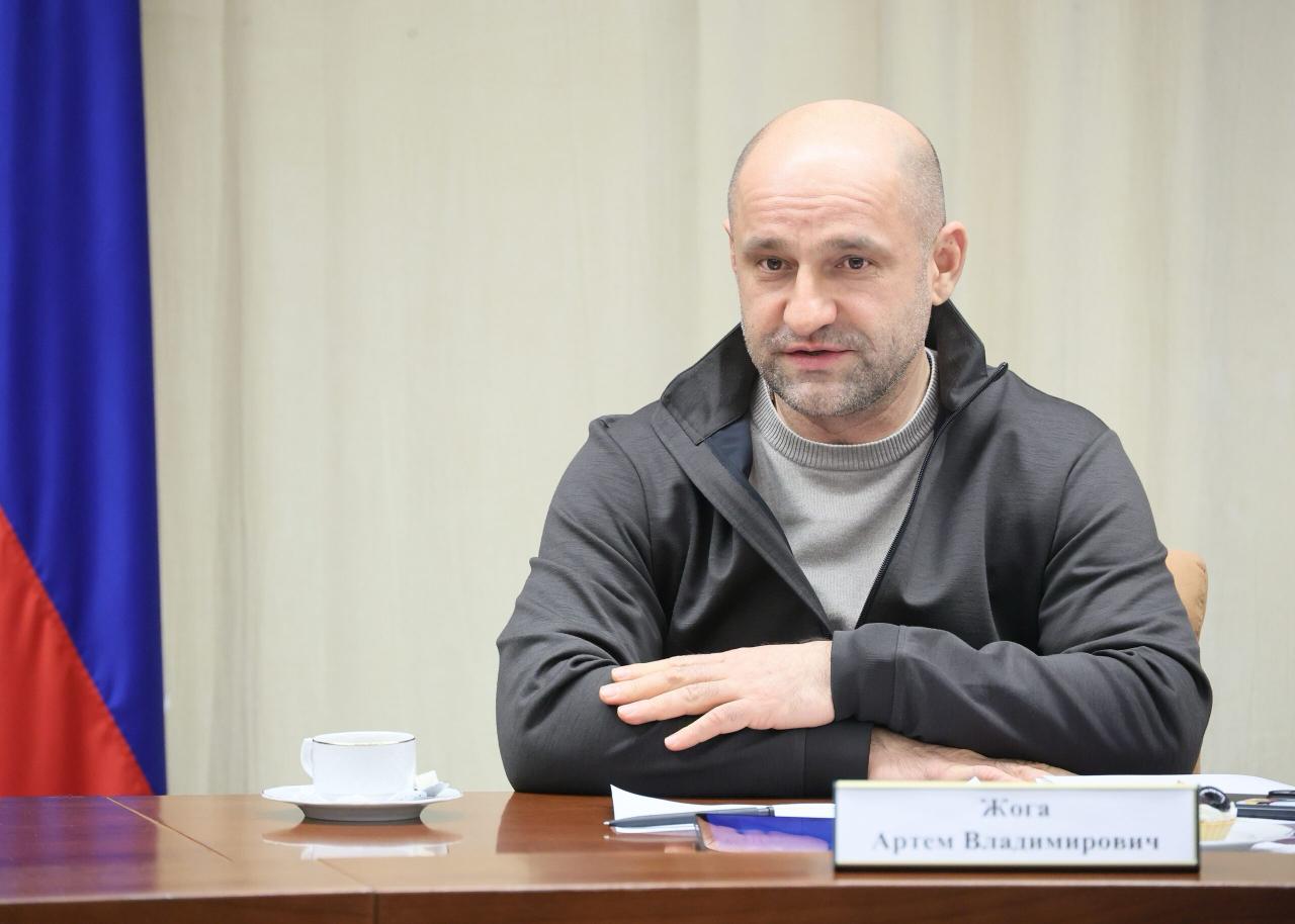 «Свердловская область – патриотически настроенный регион»: Артем Жога встретился с главными редакторами ведущих уральских СМИ