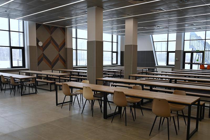 В Екатеринбурге сегодня открылась новая очередь кампуса УрФУ — Специализированного учебно-научного центра В Екатеринбурге сегодня открылась новая очередь кампуса УрФУ — Специализированного учебно-научного центра