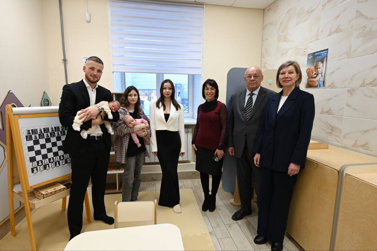 Комната матери и ребёнка открылась в Уральском государственном юридическом университете