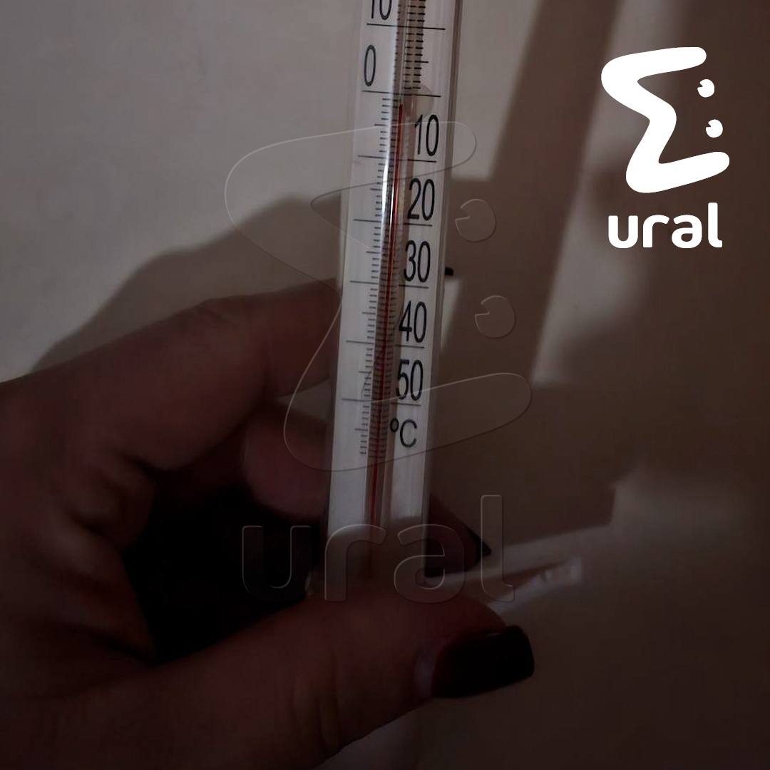 Жители Карабаша замерзают пятые сутки, а чиновники отчитываются, что всё починили и дали тепло Жители Карабаша замерзают пятые сутки, а чиновники отчитываются, что всё починили и дали тепло