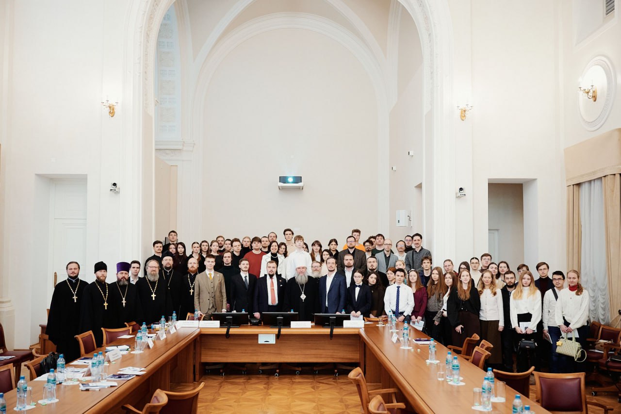 III Православный студенческий форум «Русская мысль из прошлое в будущее» состоялся в рамках XXXIV Международных Рождественских образовательных чтений в Высшей школе экономики III Православный студенческий форум «Русская мысль из прошлое в будущее» состоялся в рамках XXXIV Международных Рождественских образовательных чтений в Высшей школе экономики