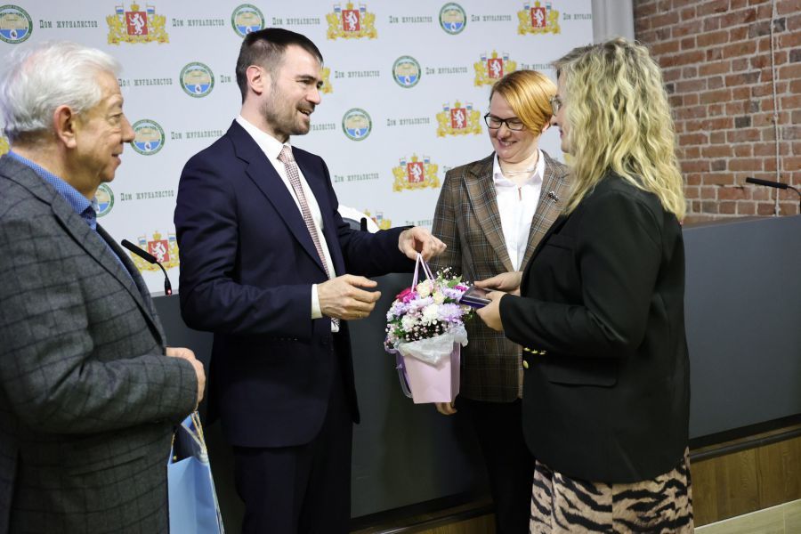 � ������������ ������� ������ ������������� ��������� �������� ����������� ������������� ������ ������������ ��������� ��������, ����� � �������� ������������ ������ � ������ ������� ������� �����