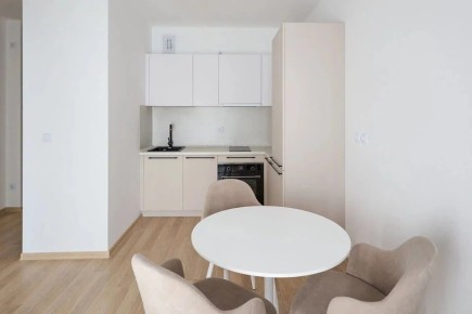 � ������������� ����������� ����� ������� � ������ � ������ ������