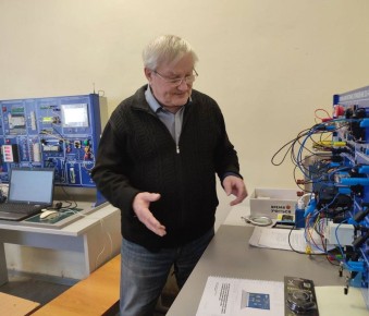 ����������� ������� ����������� ��������� ��� ������� ������������������ � �������������