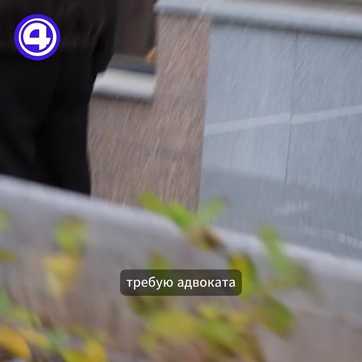 Огромный нож за поясом – эксклюзивные кадры задержания последнего на Урале вора в законе