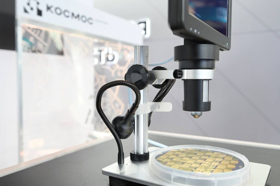 Фабрику СВЧ-микрочипов построят в Екатеринбурге к 2027 году