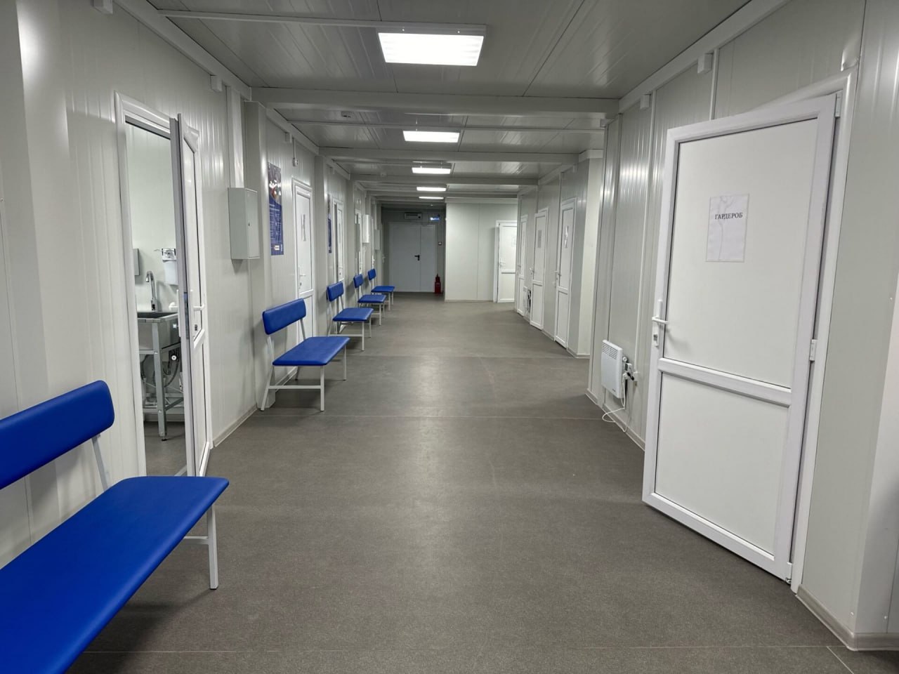 Жители села Большебрусянское высоко оценили новую амбулаторию, возведенную по поручению Дениса Паслера