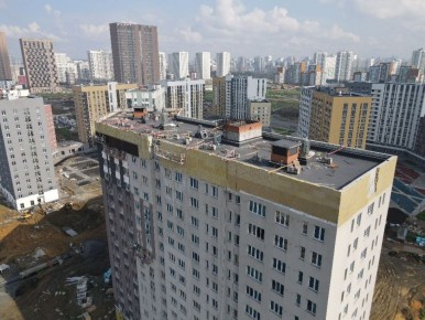 Денис Паслер: 3,15 млн квадратных метров жилья ввели строители в Свердловской области в 2025 году