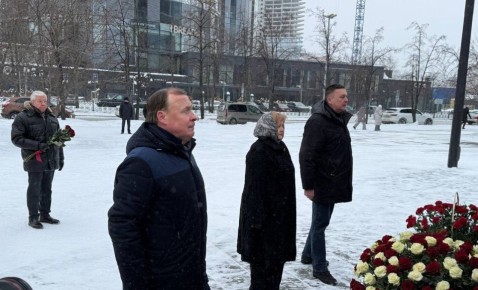 ����� ������ �������� ���������� ����� �������� � ���� 95-� ��������� �� ��� �������� ������� ���������� ������