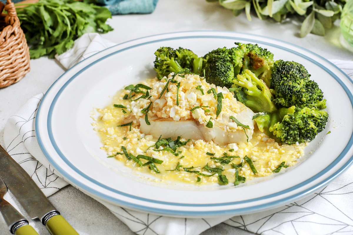 Нежная белая рыба с брокколи: простой и вкусный рецепт