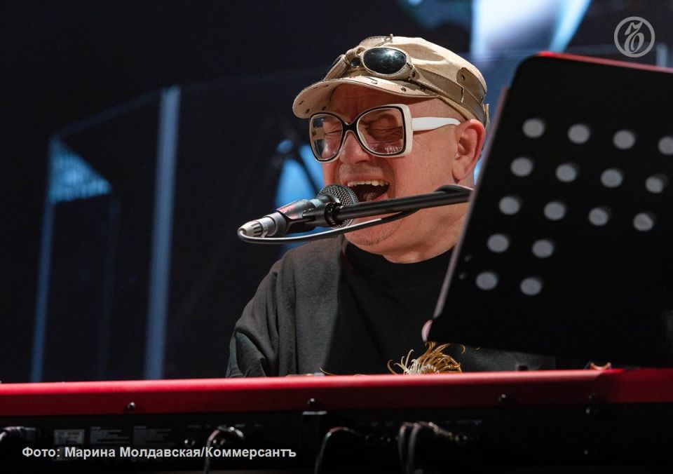 ������ ������������� ���-����� ������� ������� � �������� �������� ���-���������� � ������� � ������������� ��� ���������� ����