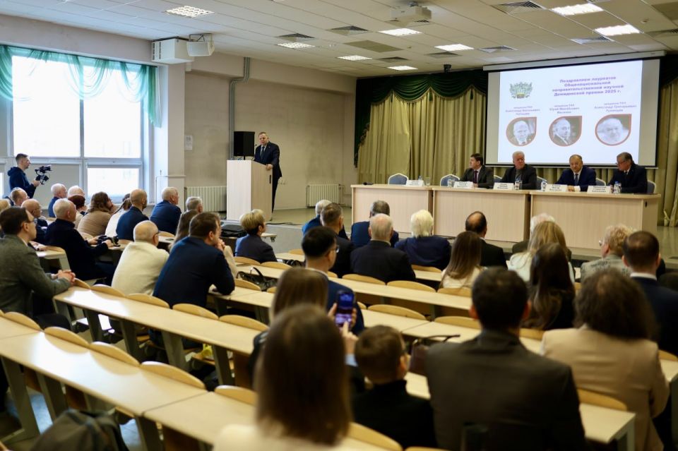 ������� ������, ������� ���������� �������������� ������, �������� ������� � ���������� ��� ���������� �����