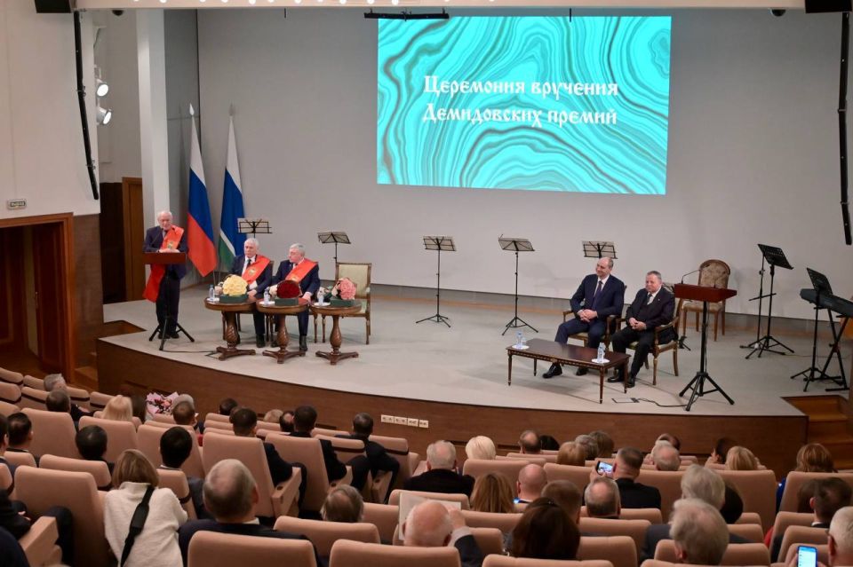 ����� ������ ������ ����������� ������ ���������� ������ ������