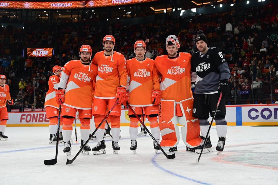 Команда KHL Ural Stars - бронзовый призер Матча звезд КХЛ в Екатеринбурге!