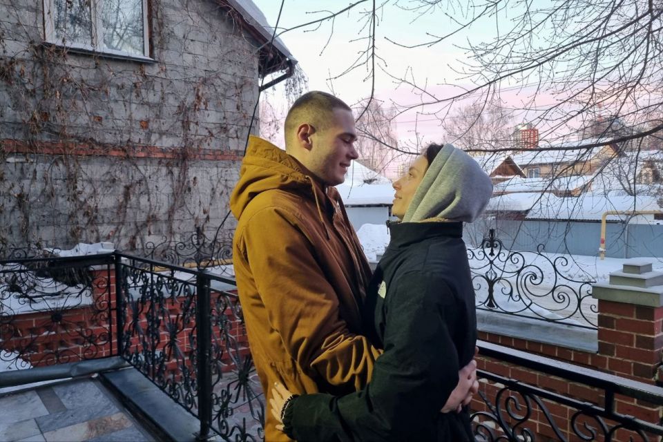 В Екатеринбурге молодая пара оказалась в приюте для стариков