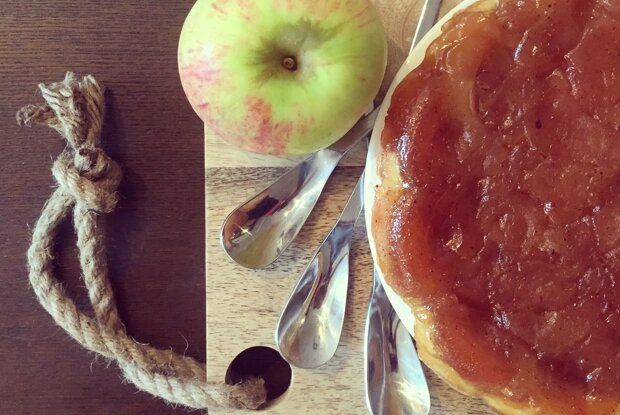 Тарт Татен с кремом шантильи: восхитительное сочетание вкусов