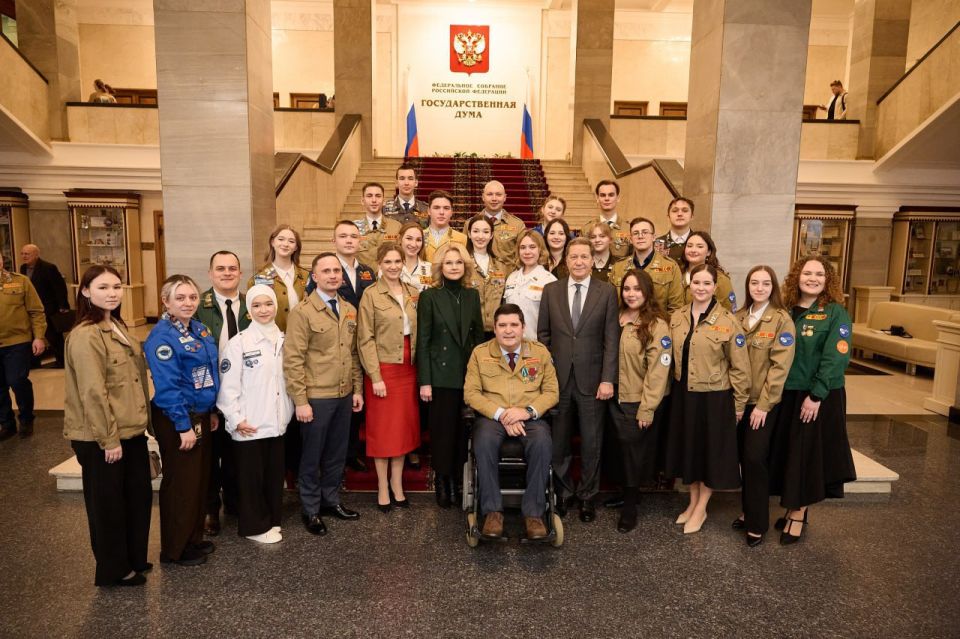 Свердловчанин Дмитрий Андреев накануне Дня российских студенческих отрядов, который отмечается 17 февраля, принял участие в конференции, посвященной роли РСО в системе подготовки кадров для экономики страны
