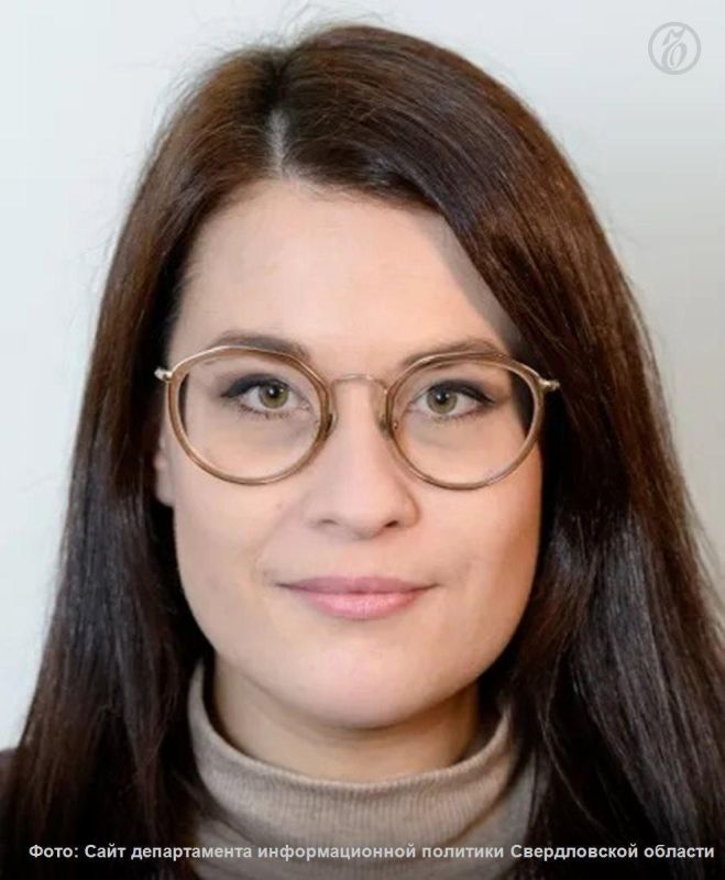 Начальник отдела мониторинга и анализа в департаменте информационной политики Свердловской области Юлия Черных приступит к исполнению обязанностей пресс-секретаря губернатора Дениса Паслера с 21 февраля, сообщили «Ъ-Урал» в...