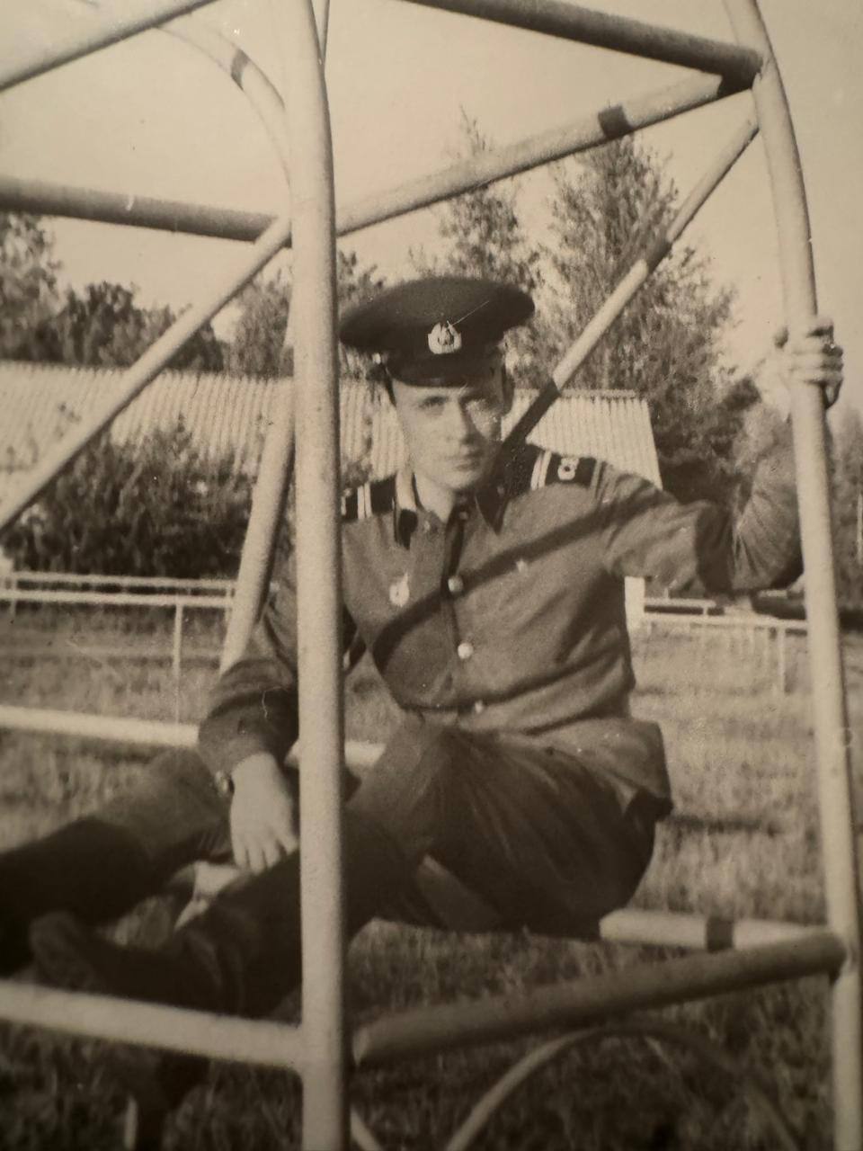 Алексей Орлов: Уважаемые военнослужащие и ветераны, дорогие екатеринбуржцы! Поздравляю вас с Днём защитника Отечества!