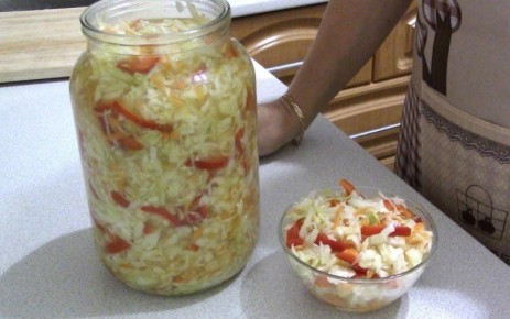 Как замариновать капусту на зиму: оригинальный рецепт