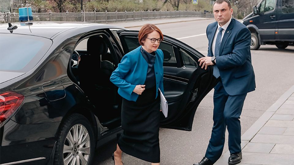 Центробанк сохраняет осторожность: экономика развивается по прогнозу