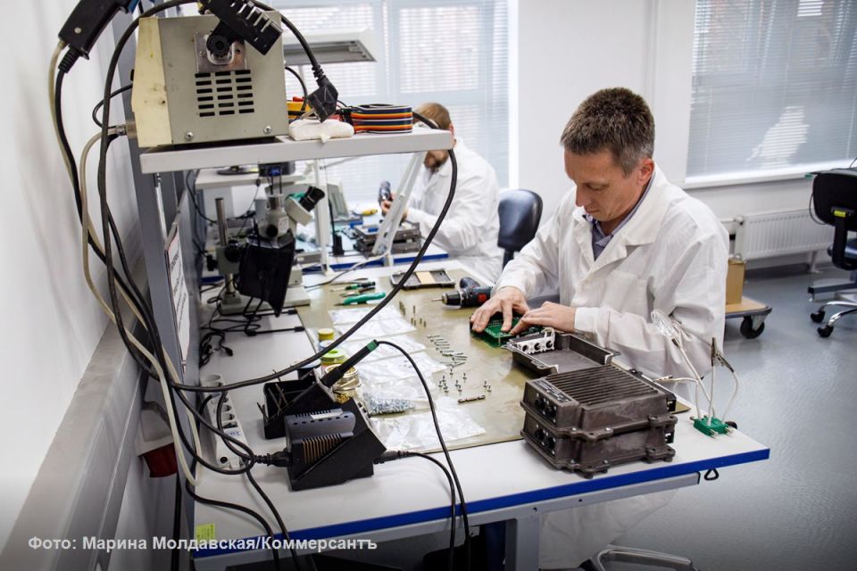 В Екатеринбурге в Уральском федеральном университете (УрФУ) планируется создать учебно-научный центр «Микроэлектроника»