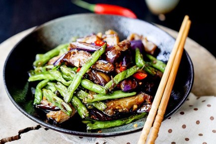 Приготовьте баклажаны с фасолью по-китайски и удивите своих близких