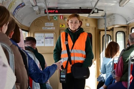 В Свердловской области установлен предельный тариф на городские пассажирские перевозки в размере 30 рублей