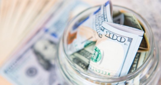 Скрытые комиссии и падение валютных сбережений: что ждет владельцев валютных вкладов