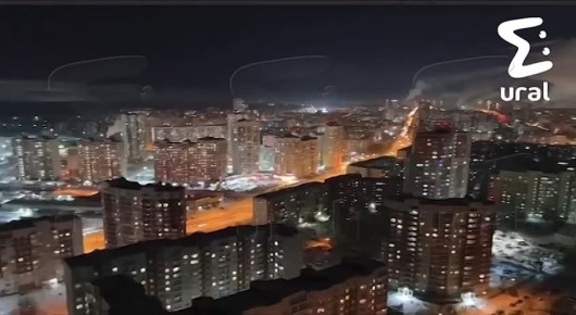 Руфер-тиктокер пробрался по восьмиметровому (!!) лифтовому тросу на крышу недостроя "Практики"