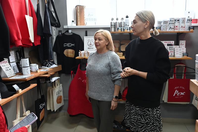 Город в сувенирной упаковке: как через локальный бренд в Реже развивается туристическое направление Город в сувенирной упаковке: как через локальный бренд в Реже развивается туристическое направление