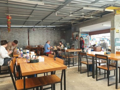 Noodle House: бюджетное кафе с отменной лапшой на Пхукете