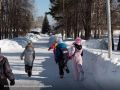 Среди групп школ и детских садов распространяется один и тот же текст, призывающий родителей не выпускать своих детей с 27 февраля по 1 марта