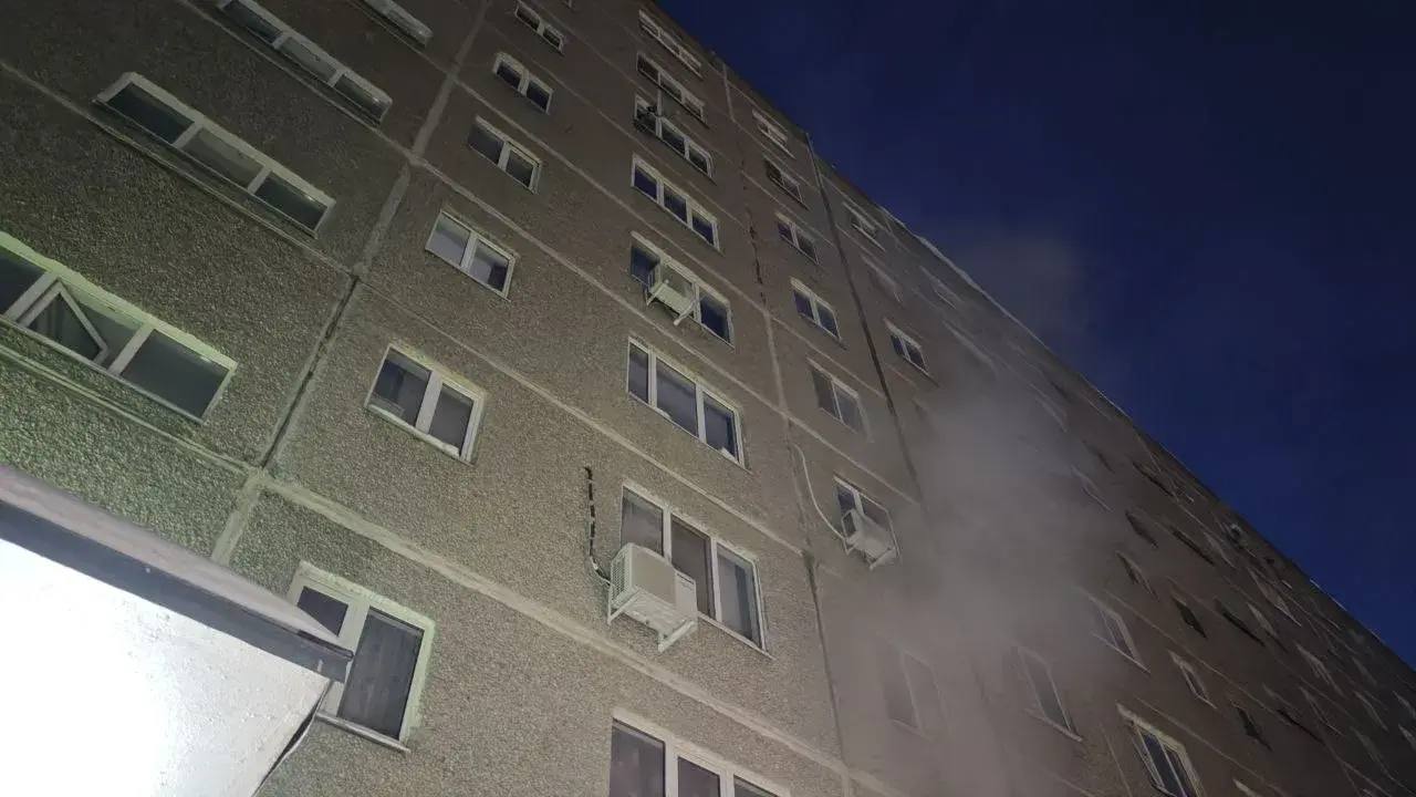 Мужчина погиб при пожаре в многоэтажке в Екатеринбурге