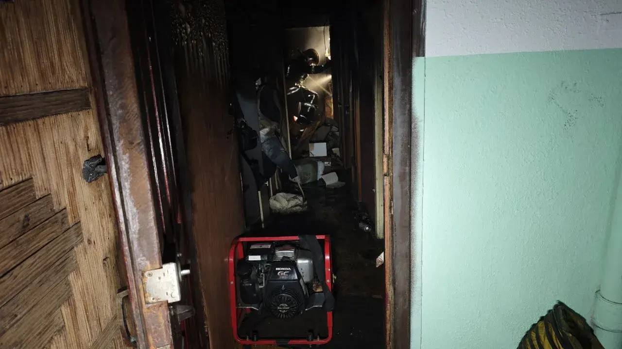 Мужчина погиб при пожаре в многоэтажке в Екатеринбурге Мужчина погиб при пожаре в многоэтажке в Екатеринбурге