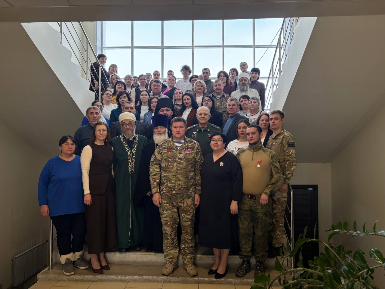 В поселке Пионерском Ирбитского муниципального образования прошло выездное мероприятие по программе межконфессионального проекта «Эпоха героев и побед» В поселке Пионерском Ирбитского муниципального образования прошло выездное мероприятие по программе межконфессионального проекта «Эпоха героев и побед»