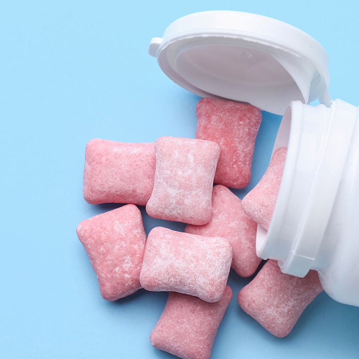 Российские ученые разработали "умную" жевательную резинку для борьбы с кариесом Российские ученые разработали "умную" жевательную резинку для борьбы с кариесом